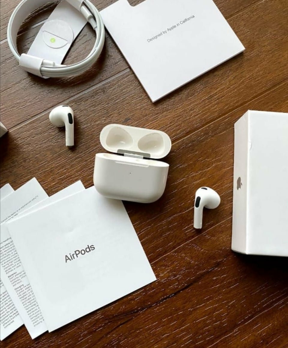 Apple AirPods 3 review: Spatial audio steals the show - PhoneArena